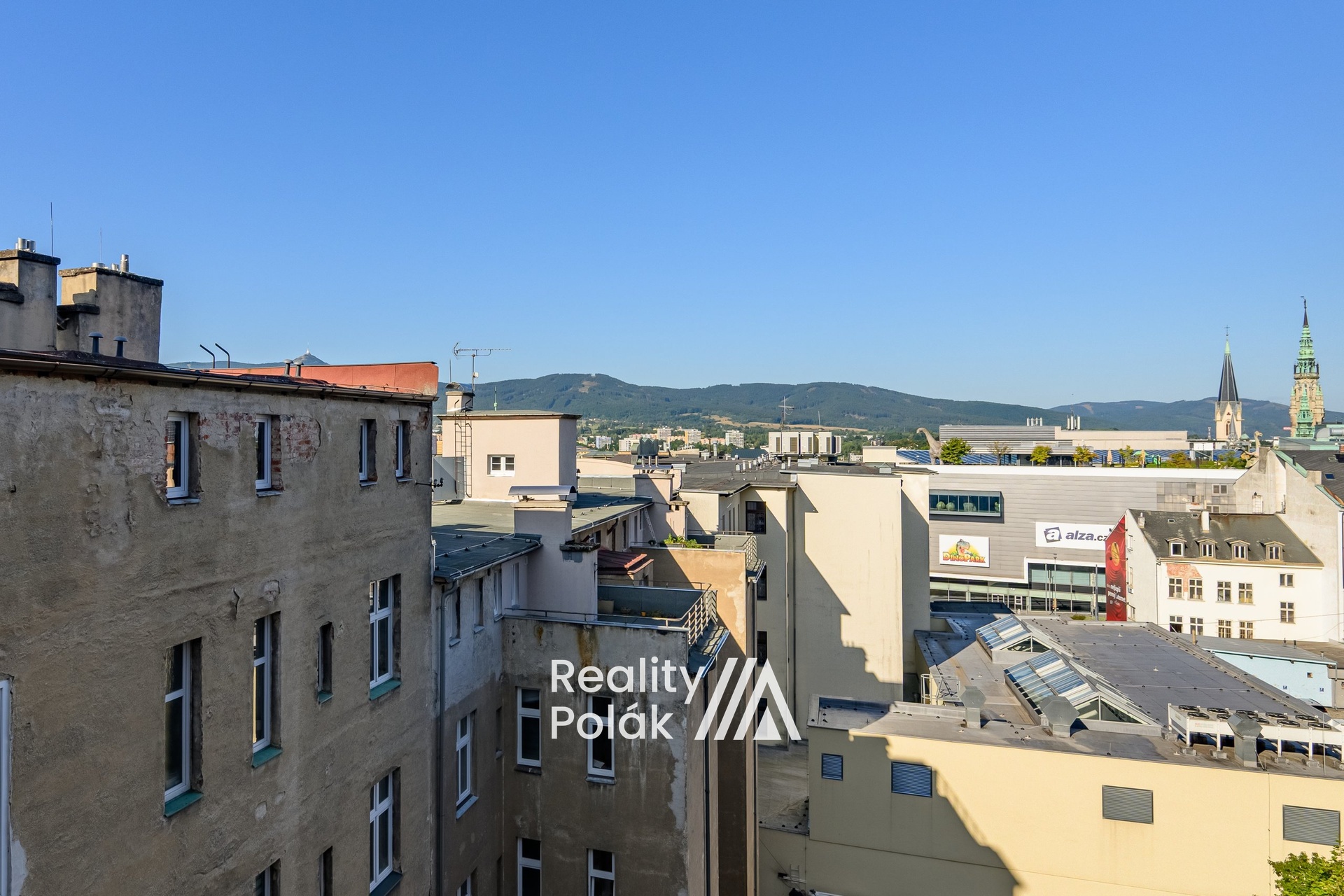 2026-08-24-09-02-31-CZ8_5604
