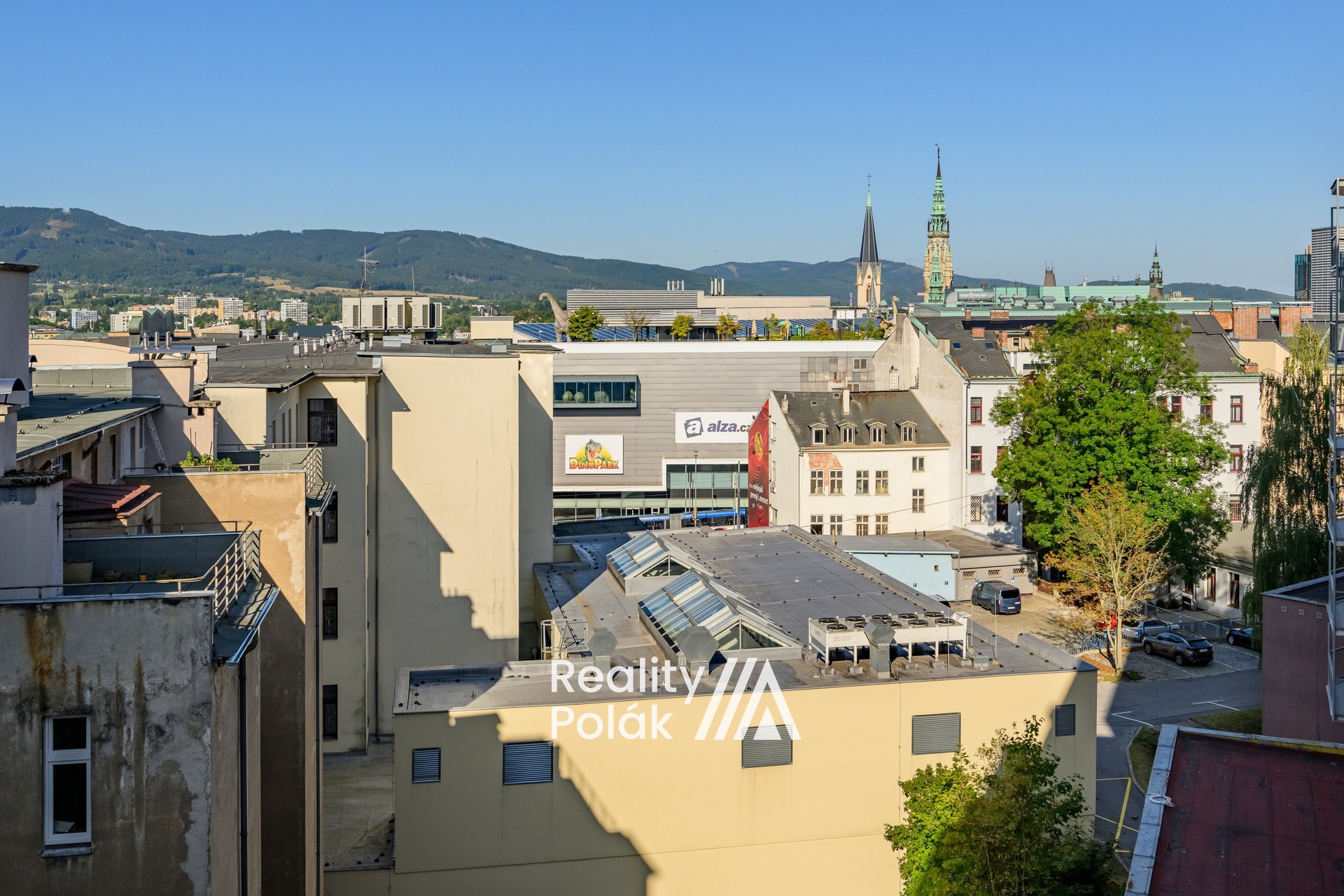 2026-08-24-09-02-44-CZ8_5607