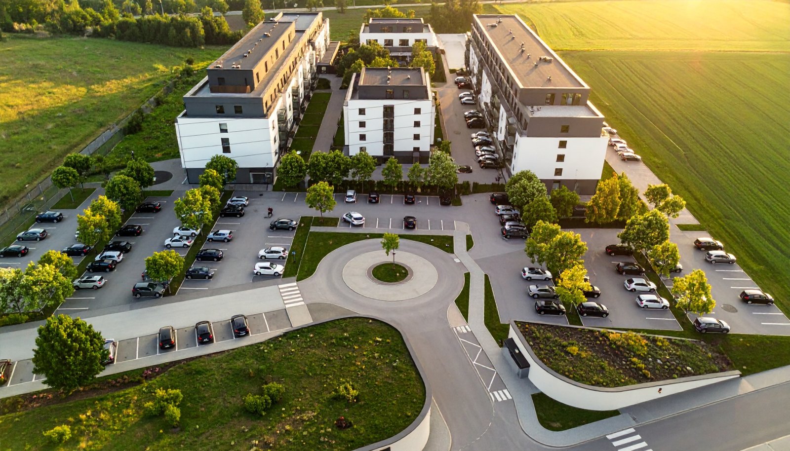 Firefly realisticky? za?be?r z dronu na lokalitu l