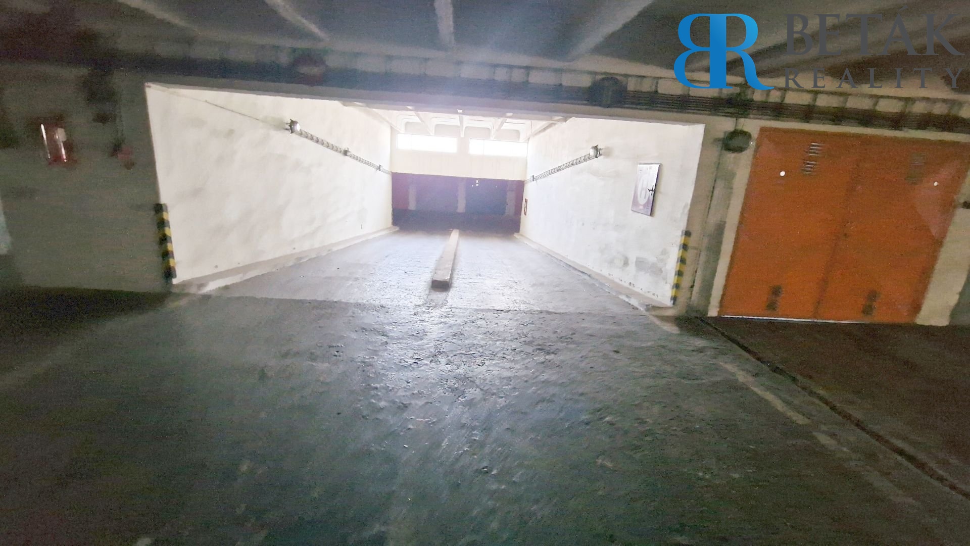 Prodej garáže Přerov, foto 5