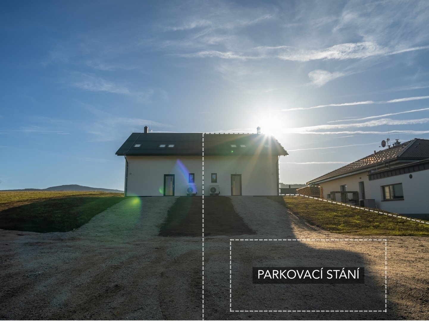 Vchod do domu s význačným parkovacího stání