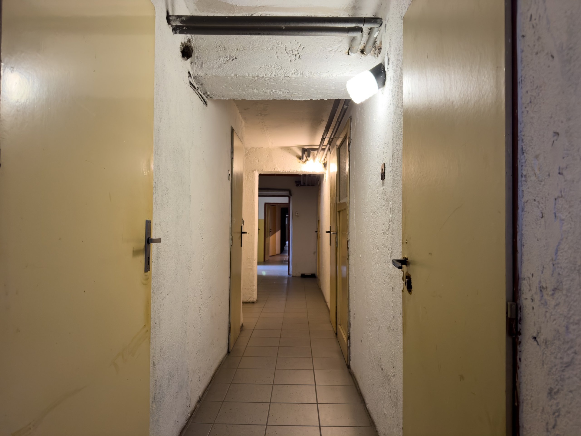 Celkem 3 sklepy k bytu