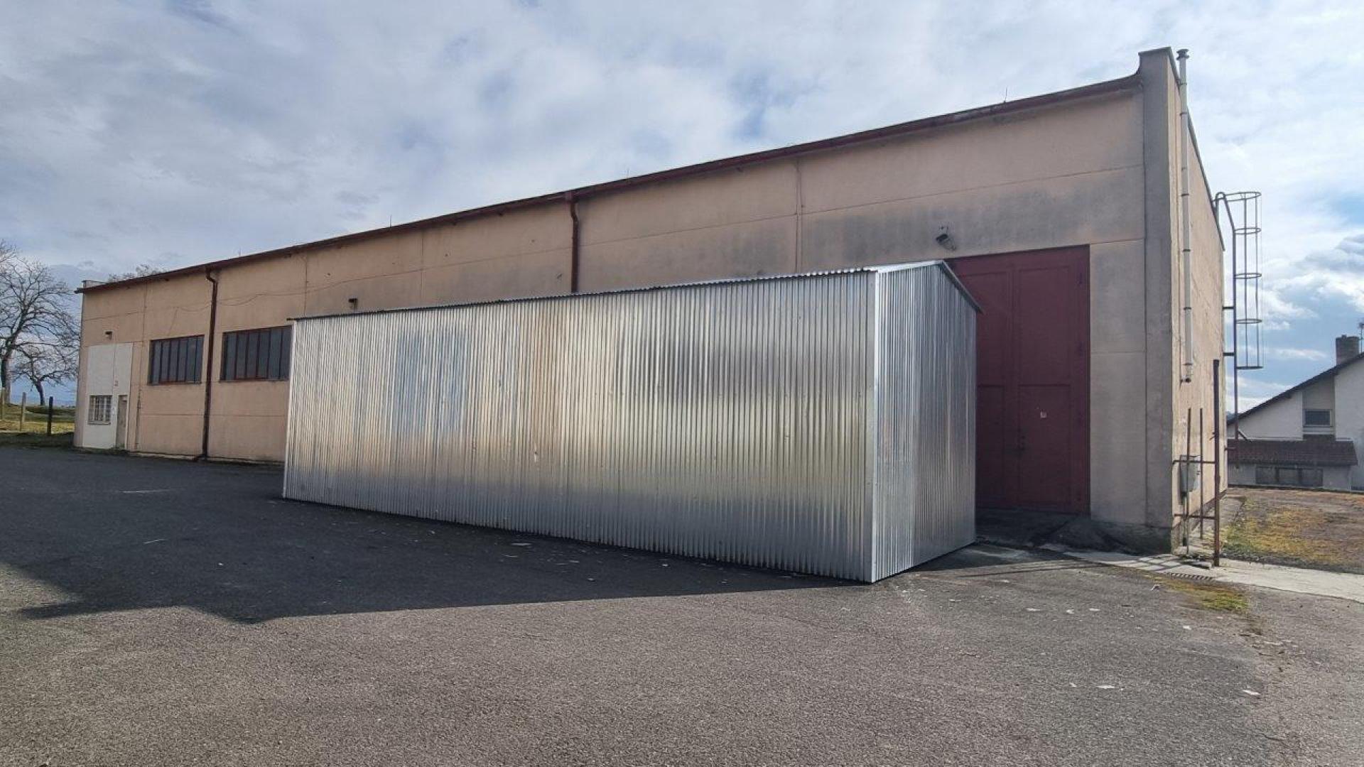 Plechový příruční skládek