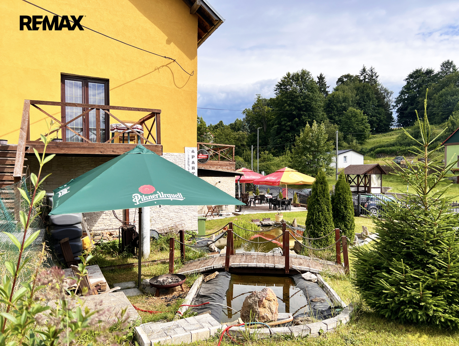 Pohled ze zadní části zahrady