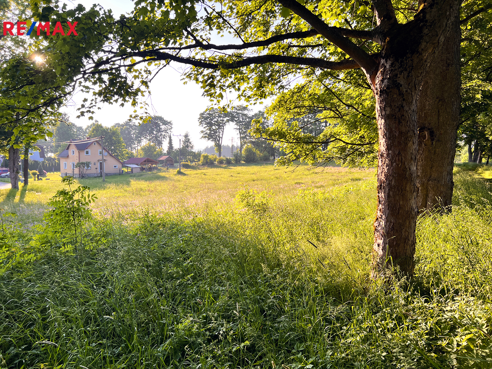 Pohled z vedlejší komunikace