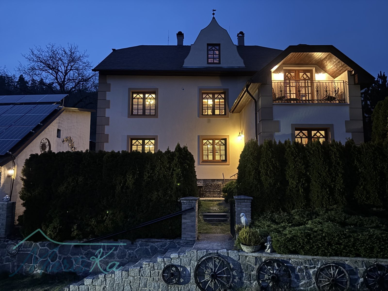 RD Sudovice_výjmečné sídlo_350 m&sup2; na pozemku 