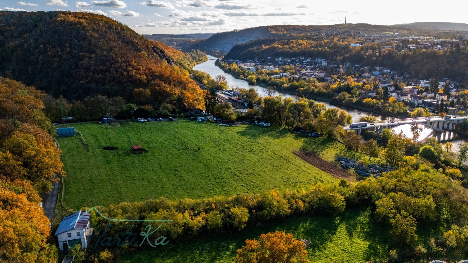 Stavební pozemek 754m2 v Praze - Zbraslav - Závist