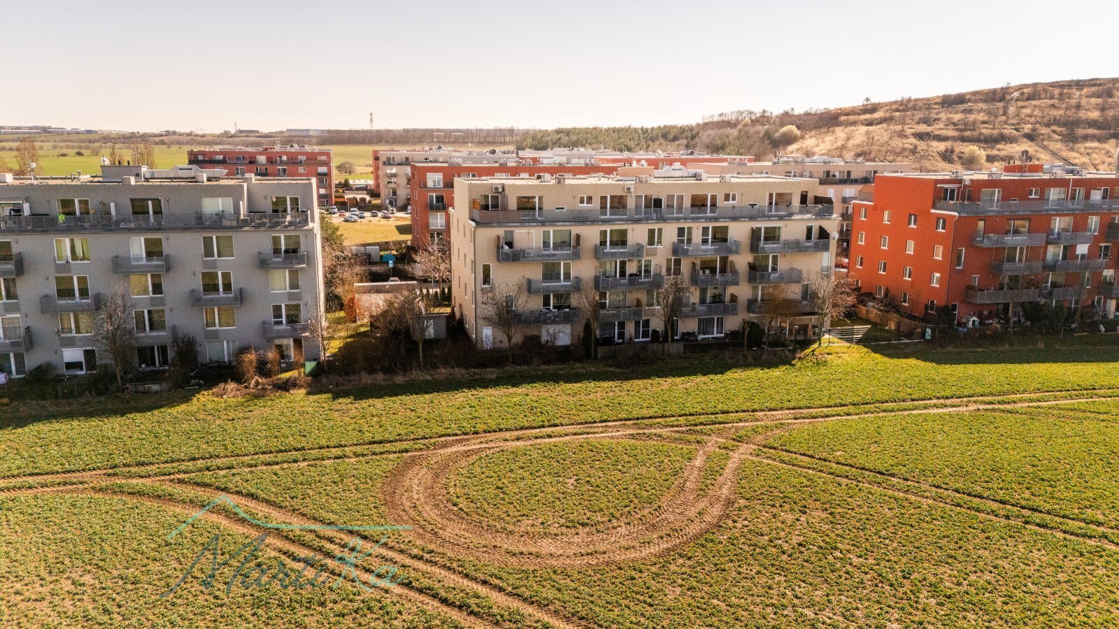 1+kk 31 m&sup2; s balkonem 5 m&sup2; a parkovacím 