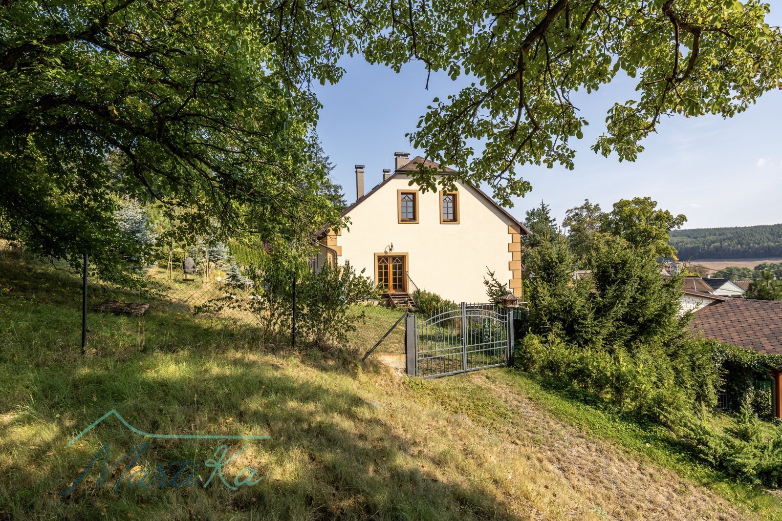 RD Sudovice_výjmečné sídlo_350 m&sup2; na pozemku 