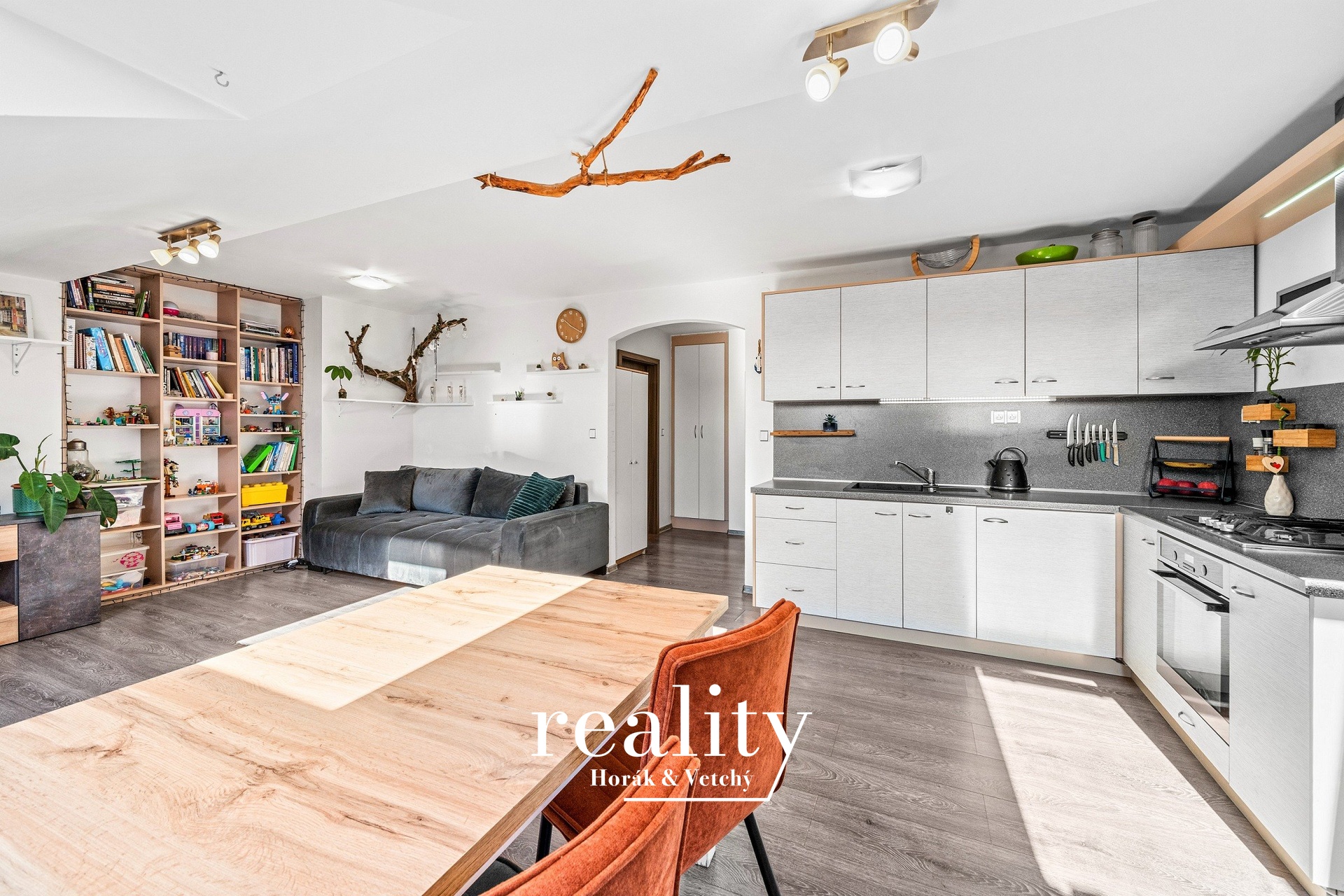 Byt_2kk_Matky_Boží_obývací pokoj_kk2