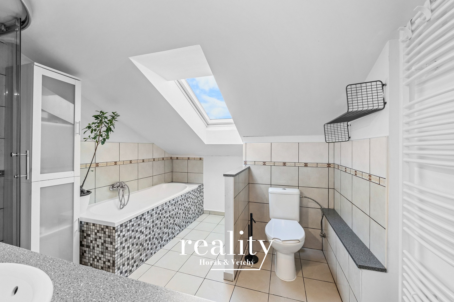 Byt_2kk_Matky_Boží_koupelna
