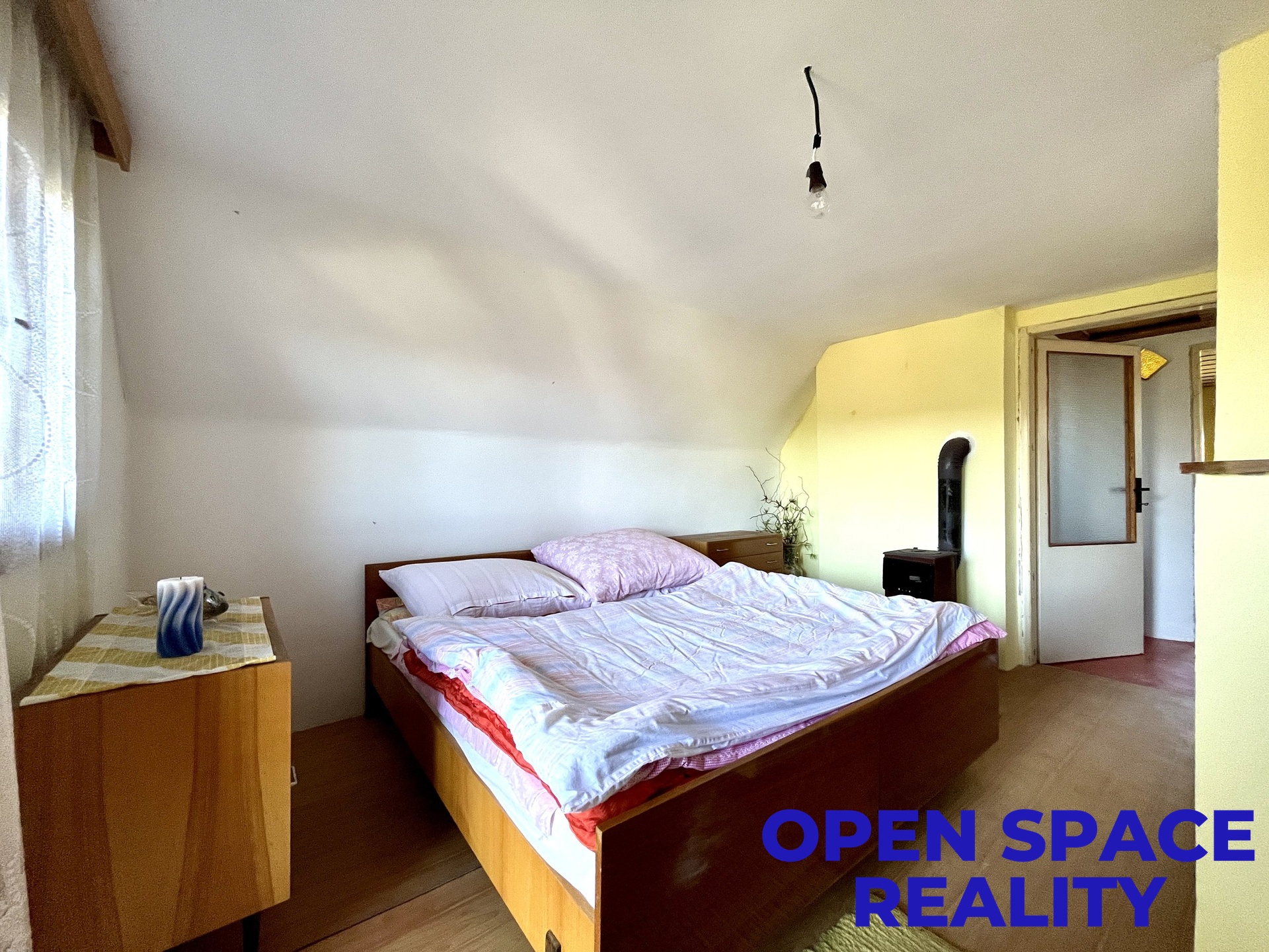 Tom Šulek-krumlovský makléř