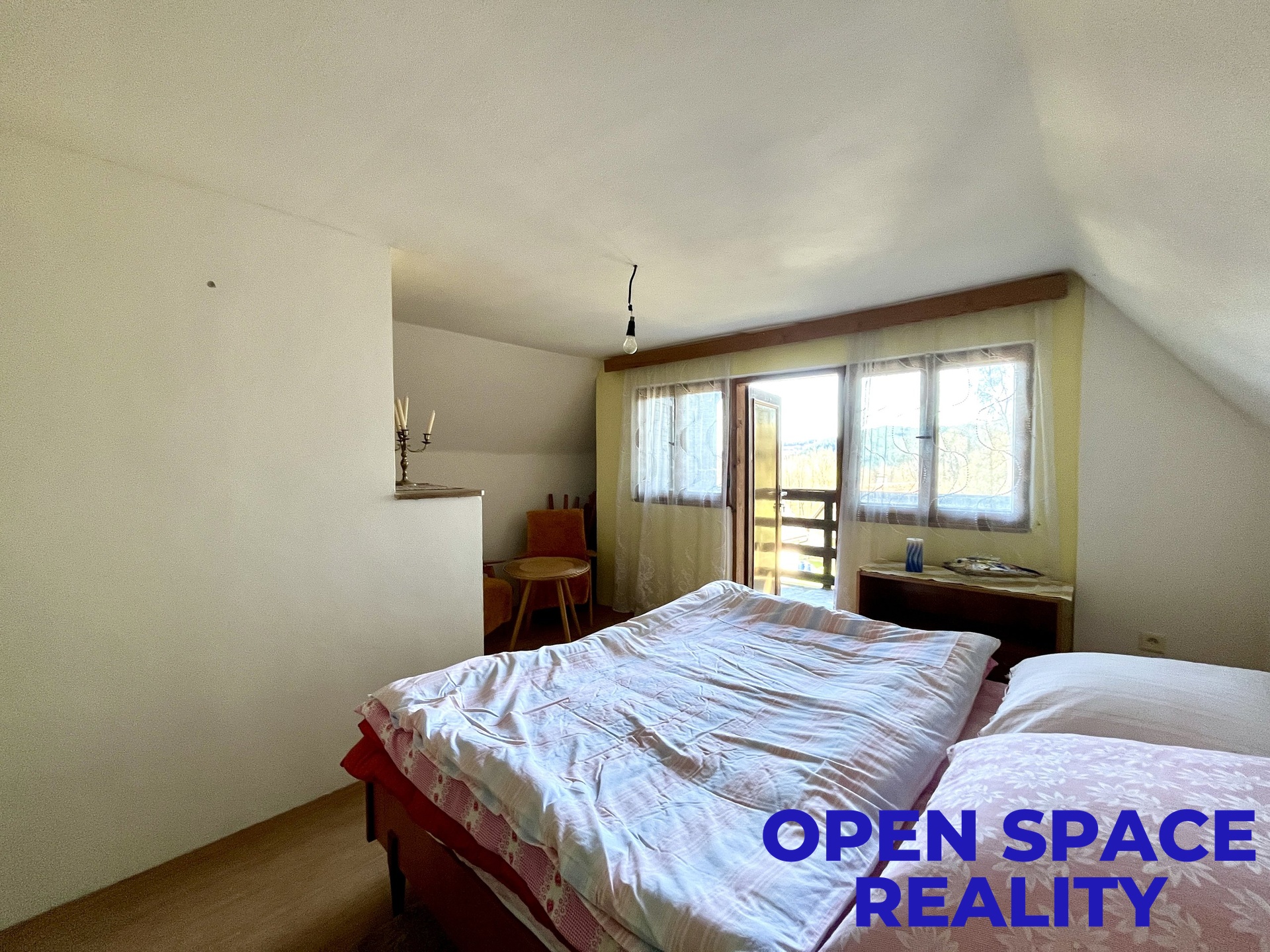 Tom Šulek-krumlovský makléř