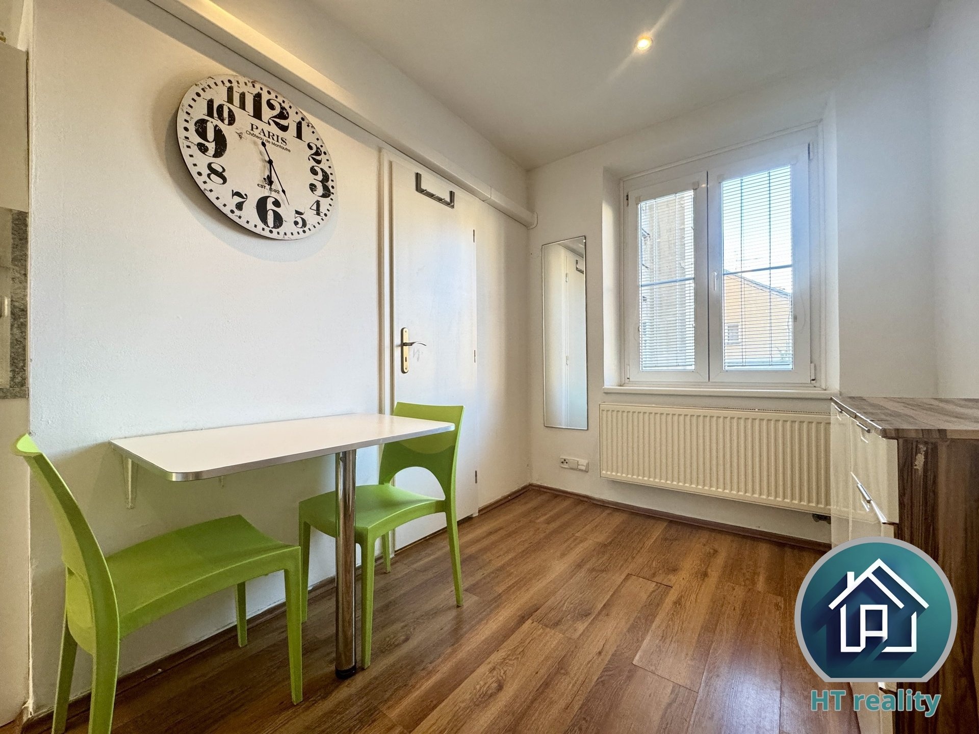 Tom Šulek-Krumlovský makléř