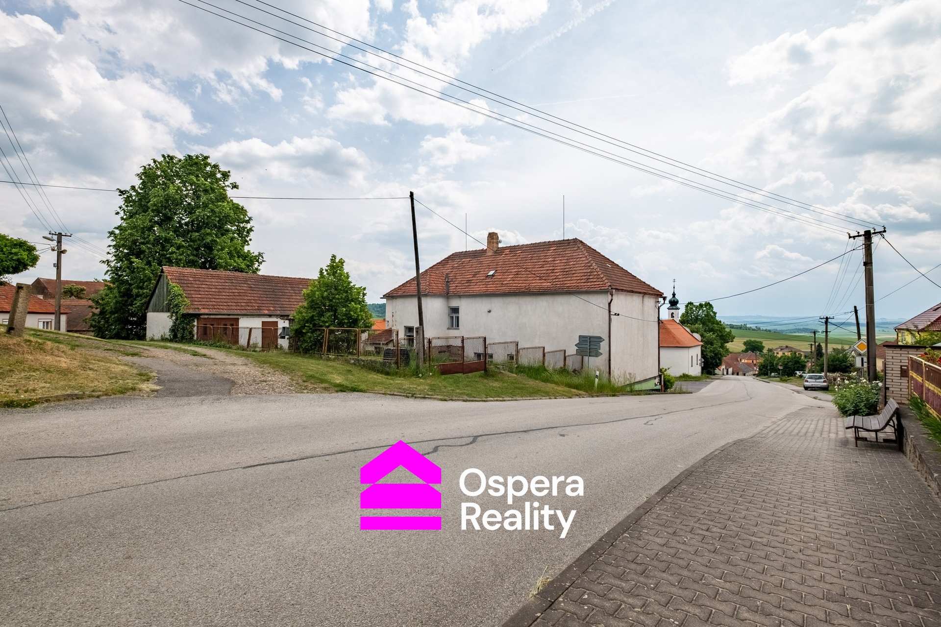 Prodej rodinného domu 260 m² - Widok 3