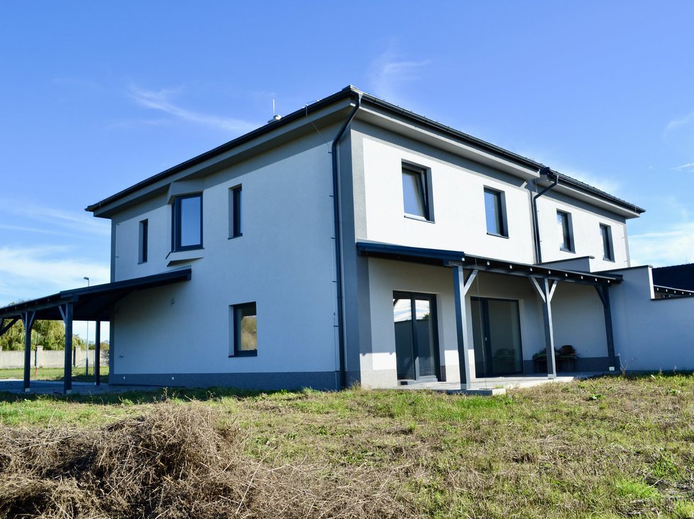 Prodej rodinného domu 161 m², Horky nad Jizerou
