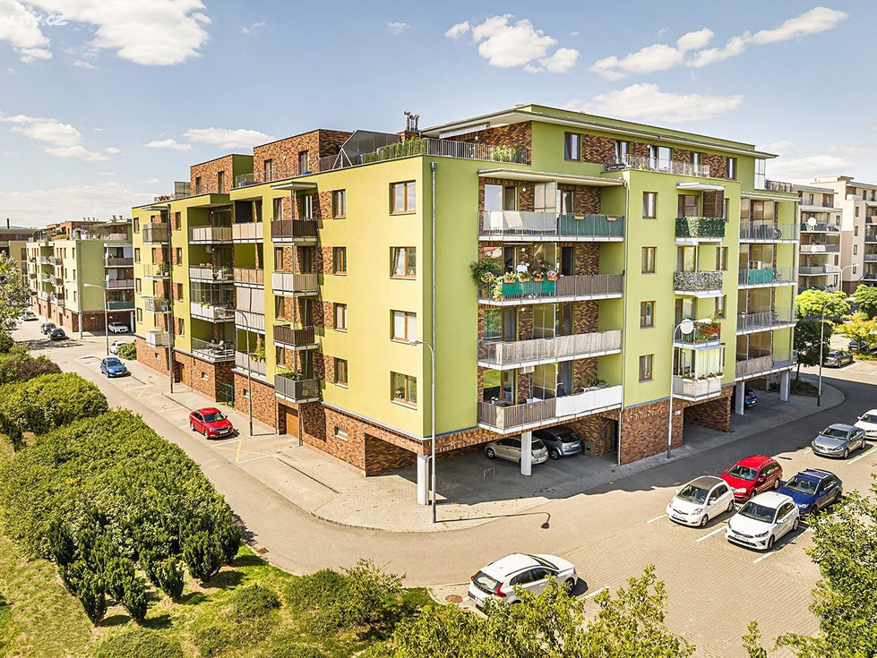 Pronájem bytu 1+1 42 m², Brno