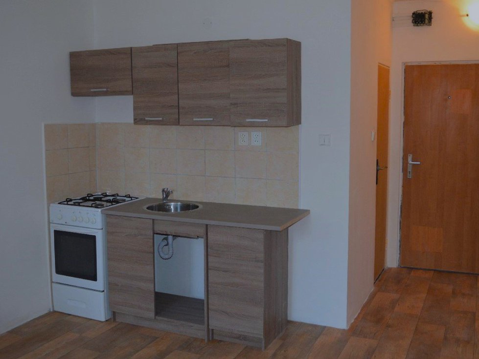 Pronájem bytu 1+1 36 m², Chomutov