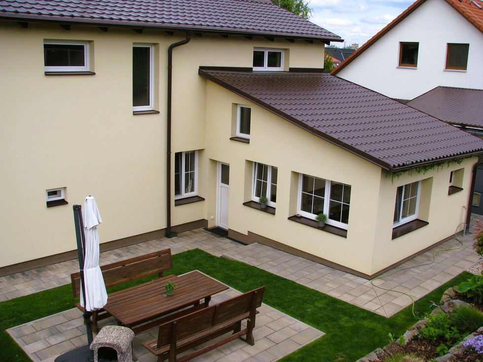 Prodej dvougeneračního domu 187 m², Mratín