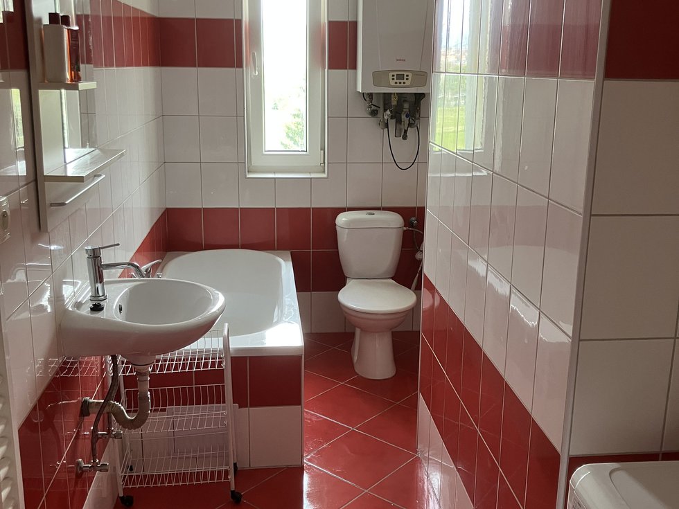 Pronájem bytu 1+1 42 m², Karlovy Vary