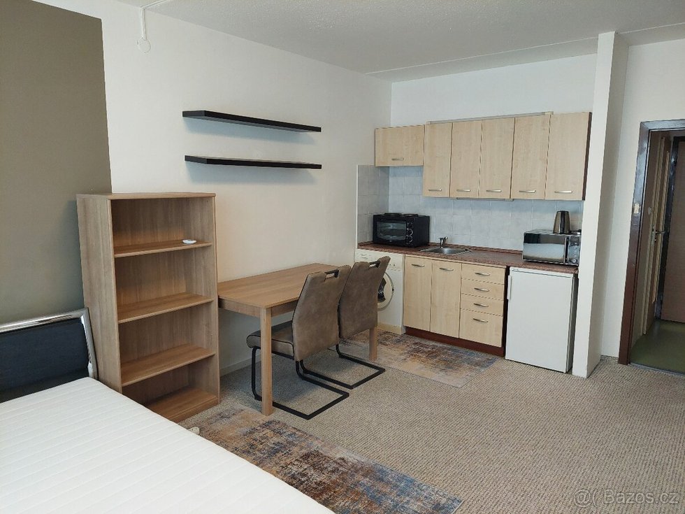 Pronájem bytu 1+kk, garsoniery 26 m², České Budějovice