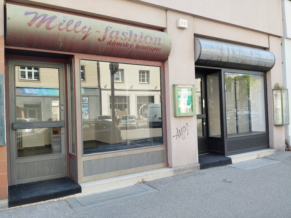 Pronájem obchodu 87 m², Hradec Králové