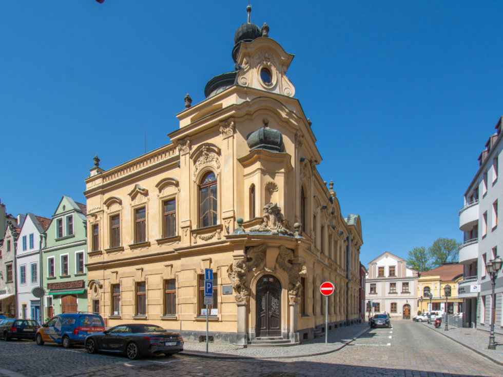 Pronájem kanceláře 1000 m², Hradec Králové