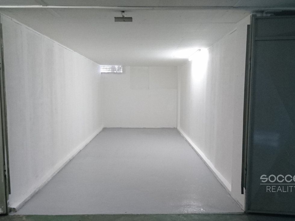 Prodej garáže 18 m², Praha