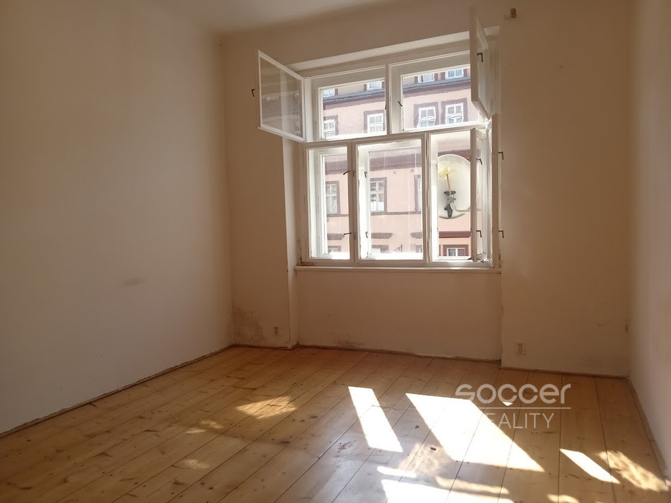 Pronájem bytu 1+1 45 m², Praha