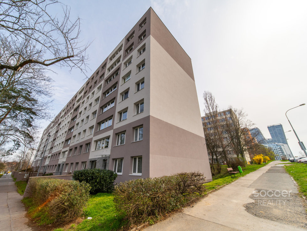 Pronájem bytu 3+1 69 m², Praha