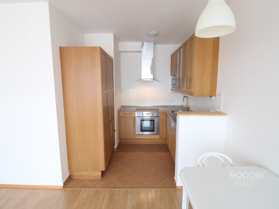 Pronájem bytu 2+kk 60 m², Praha