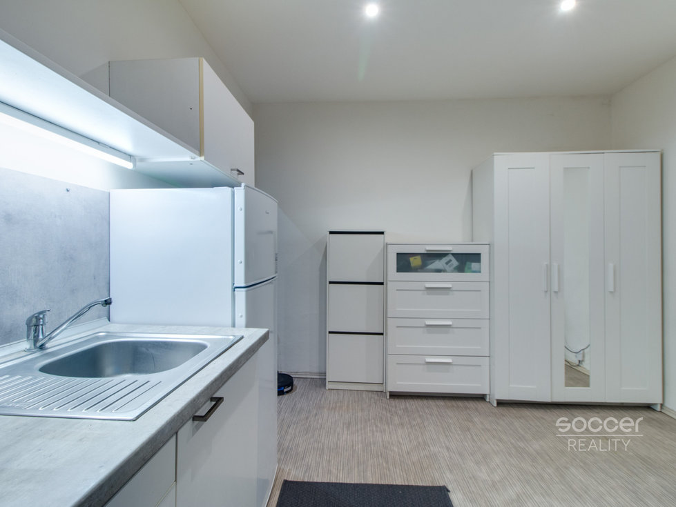 Prodej bytu 1+kk, garsoniery 21 m², Praha