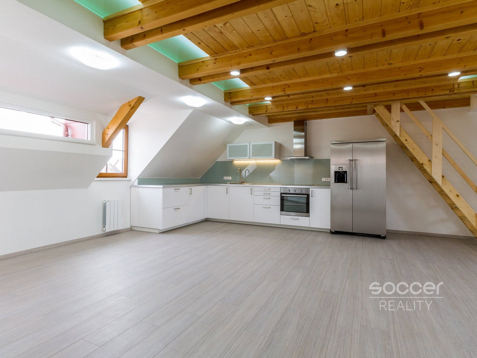 Pronájem bytu 2+kk 97 m², Kosmonosy
