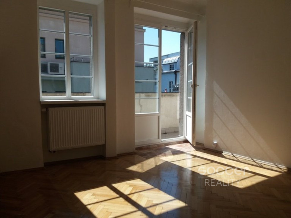 Pronájem bytu 2+kk 50 m², Praha