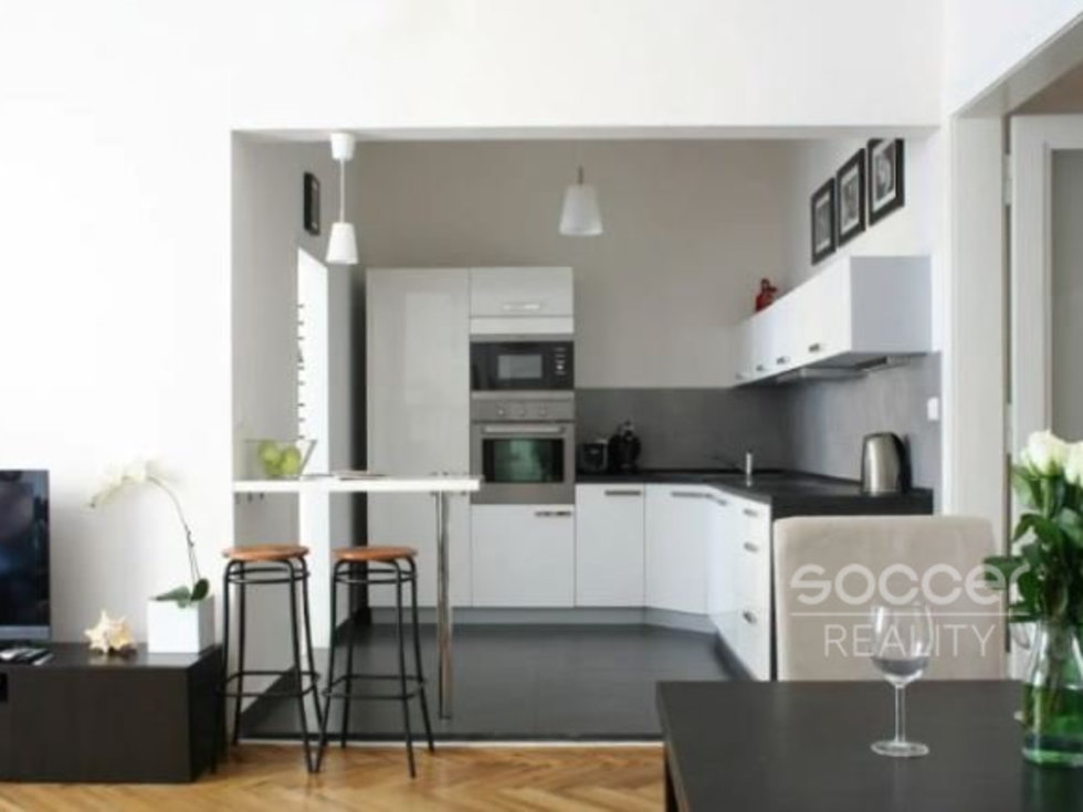 Pronájem bytu 3+kk 80 m², Praha