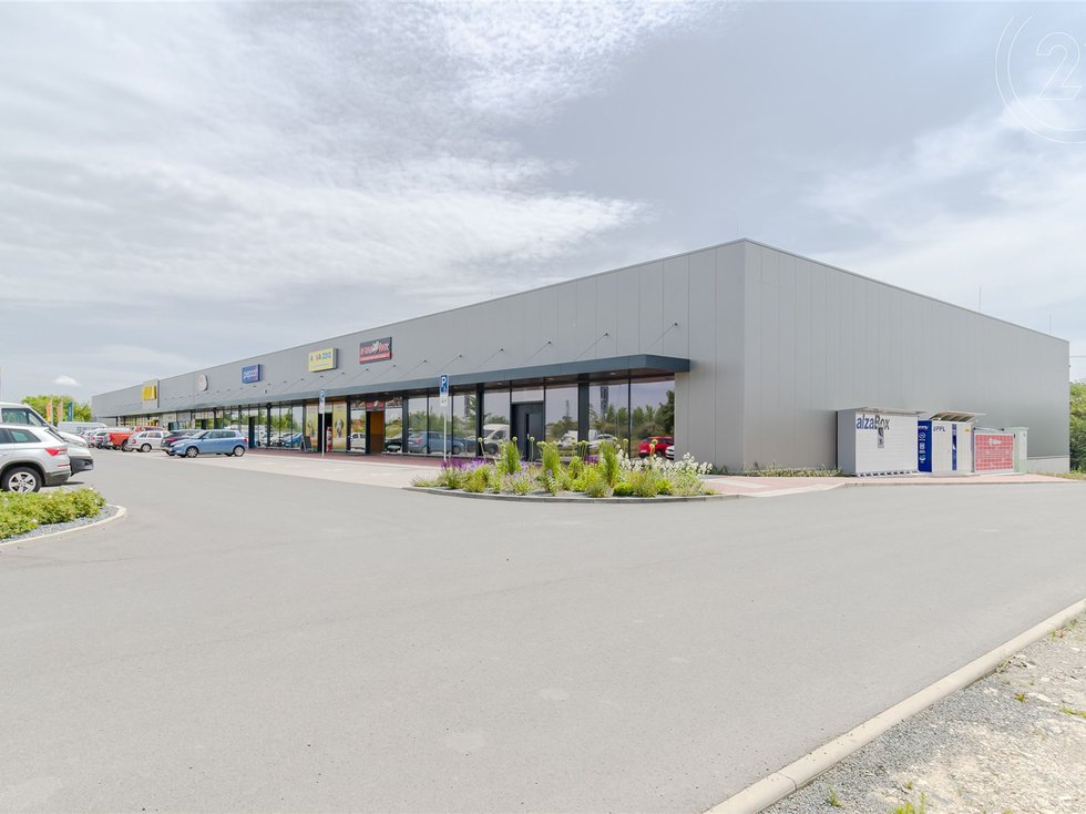 Pronájem obchodu 253 m², Dobřejovice