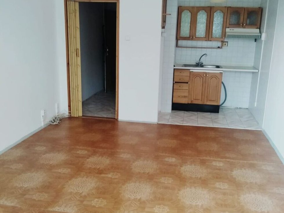 Pronájem bytu 1+kk, garsoniery 28 m², Vsetín