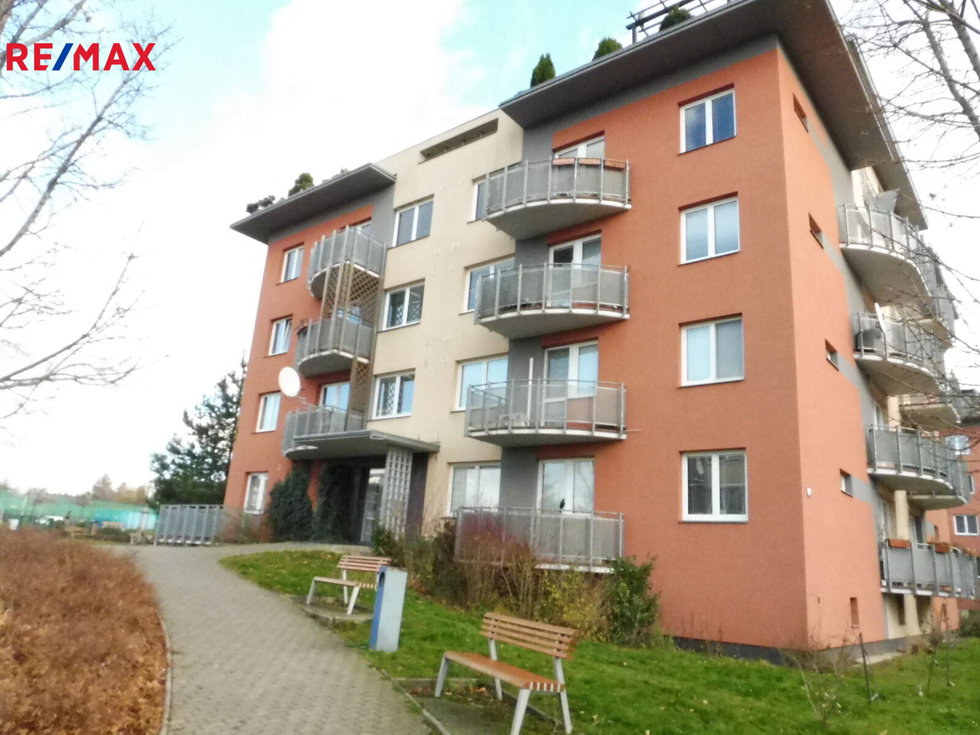 Prodej bytu 1+kk, garsoniery 32 m², Zlín