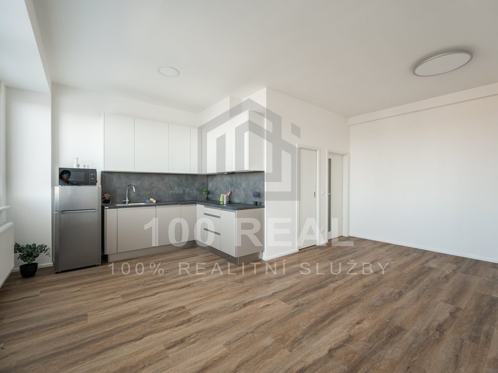 Pronájem bytu 1+kk, garsoniery 32 m², Hradec Králové