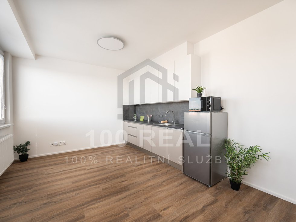 Pronájem bytu 1+kk, garsoniery 28 m², Hradec Králové