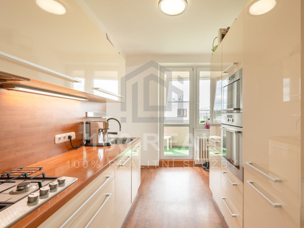 Pronájem bytu 3+1 86 m², Hradec Králové