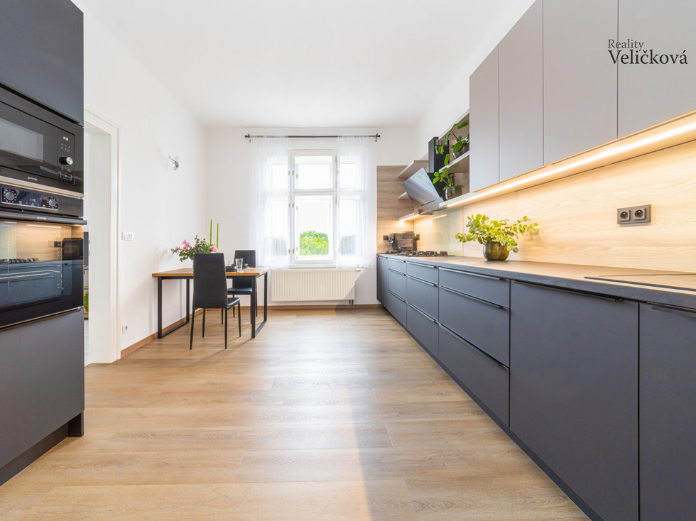 Prodej bytu 2+1 83 m², Hradec Králové