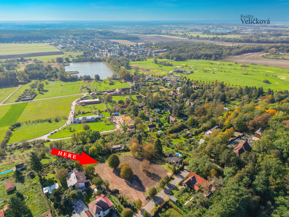 Prodej stavební parcely 1069 m², Hradec Králové