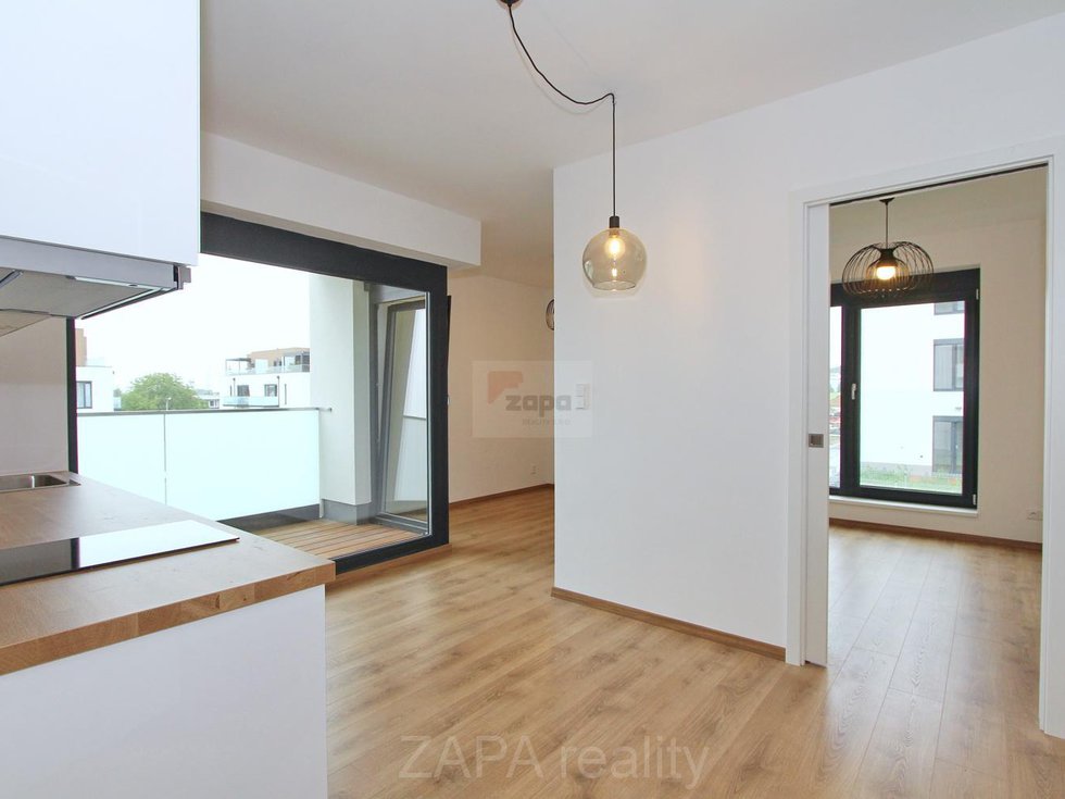 Pronájem bytu 2+kk 35 m², Praha