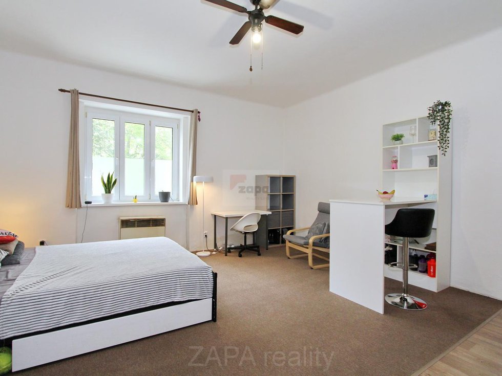 Pronájem bytu 1+kk, garsoniery 33 m², Praha