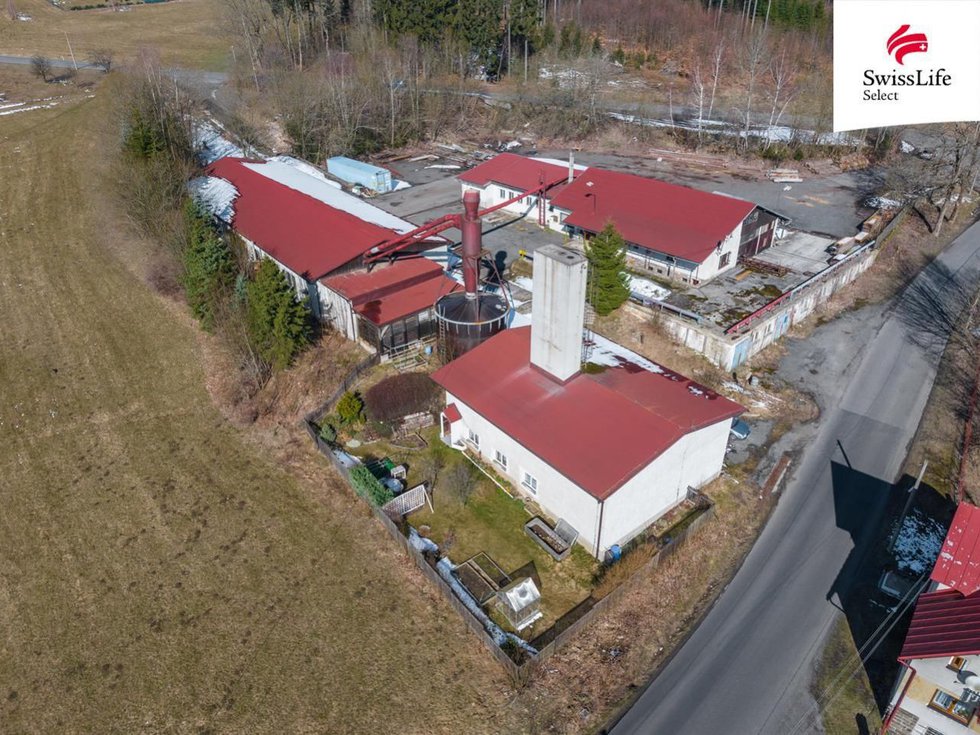 Prodej výrobního objektu 1950 m², Pěnčín