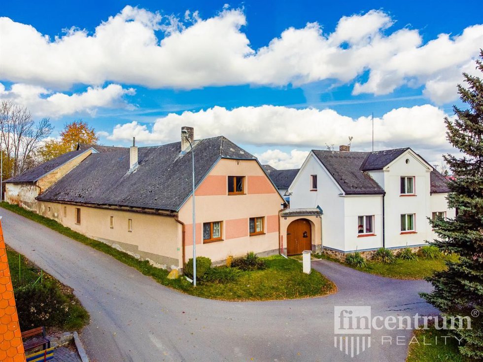 Prodej rodinného domu 320 m², Přibyslav