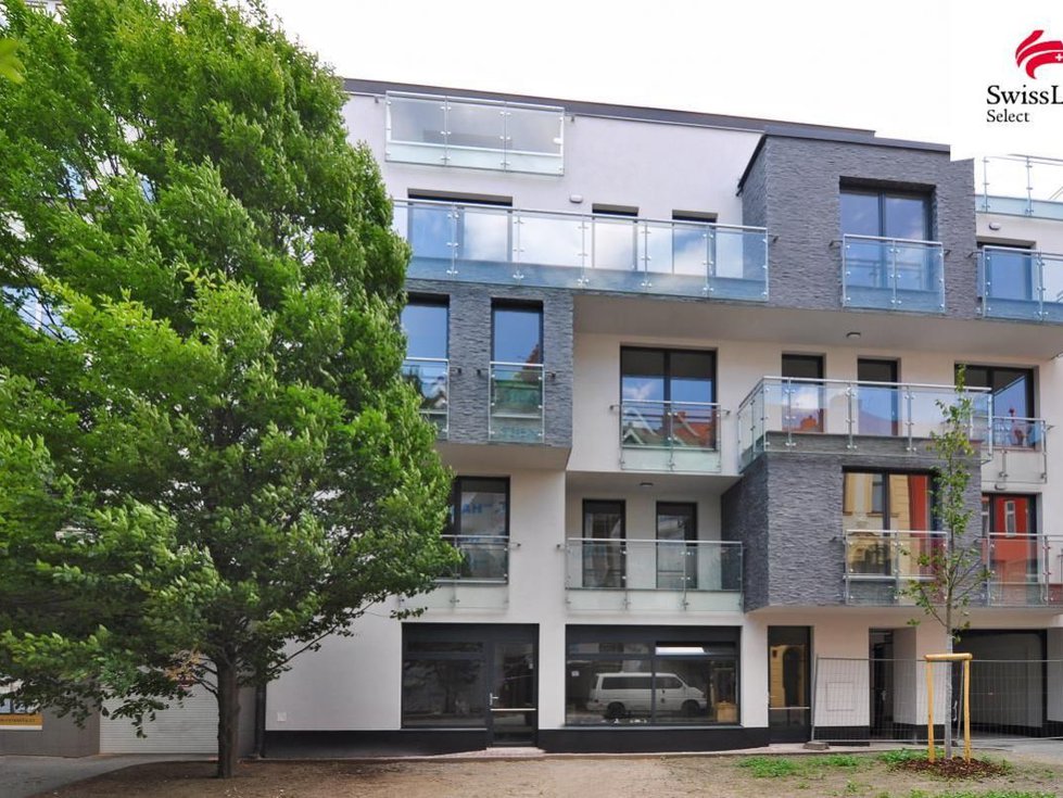 Pronájem parkovacího místa 16 m², Pardubice