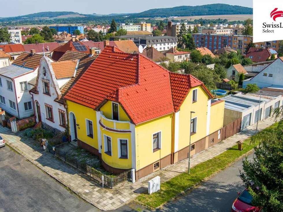 Prodej rodinného domu 303 m², Přeštice