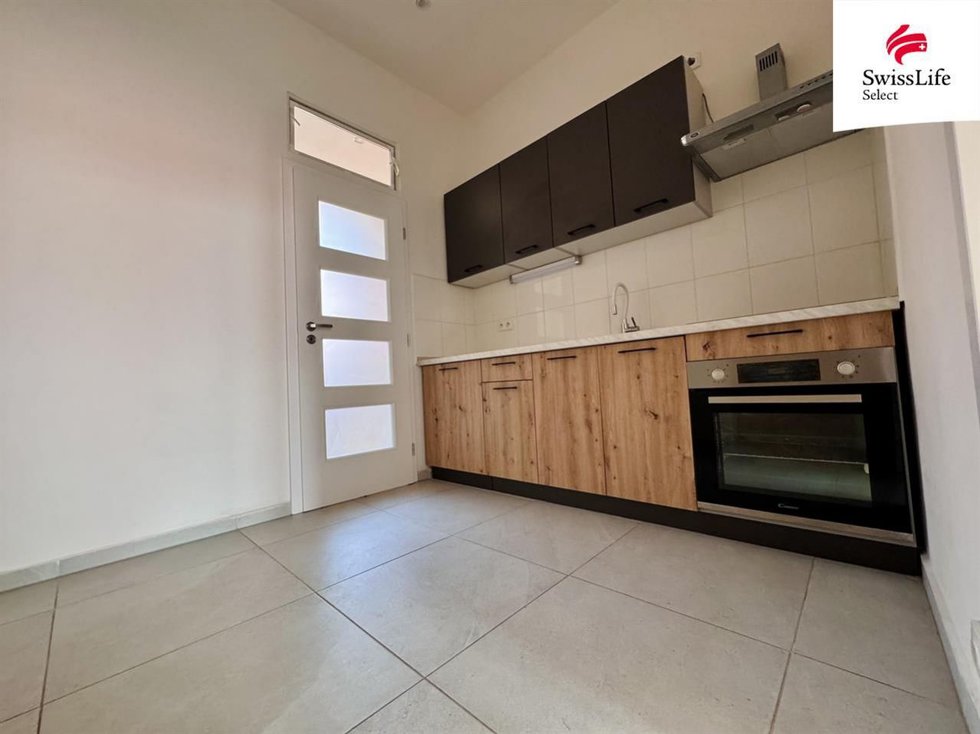 Pronájem bytu 1+kk, garsoniery 36 m², Chomutov